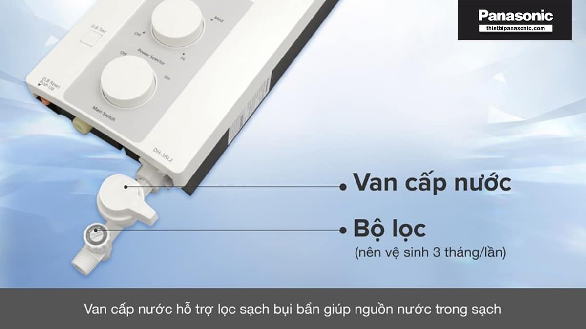 Máy tắm nước nóng Panasonic DH-3RL2VH với bộ lọc lọc nước đi kèm giúp lọc sạch bụi bẩn giữ cho nguồn ngước ra luôn sạch (nên vệ sinh 3 tháng/lần)