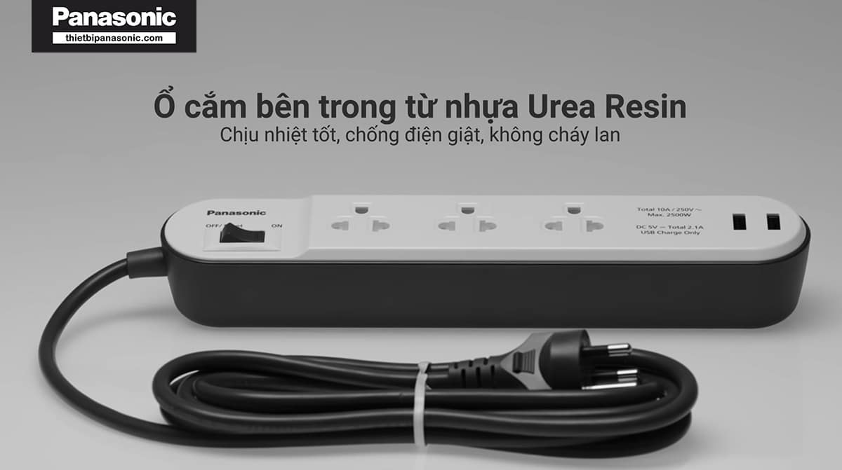 Ổ cắm điện Panasonic WCHG243322W-VN được làm từ nhựa Urea Resin chịu nhiệt tốt, chống điện giật, không cháy lan
