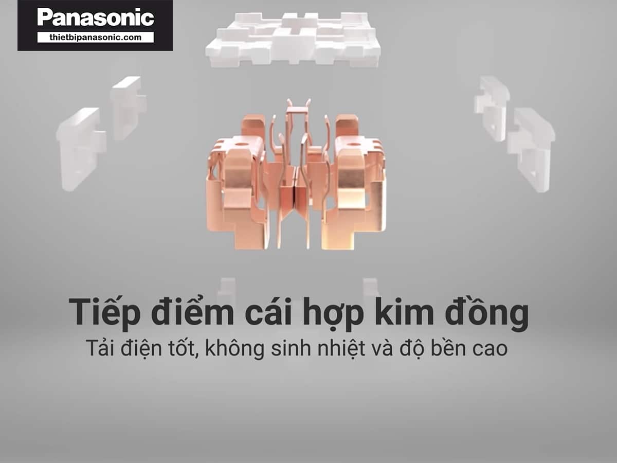 Tiếp điểm cái bằng hợp kim đồng trên Ổ cắm có dây WCHG24332W giúp tải điện tốt và không sinh ra nhiệt trong quá trình hoạt động
