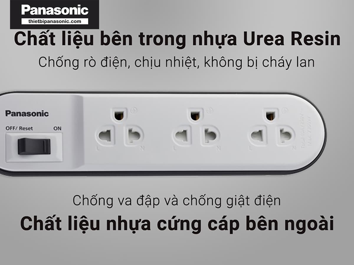 Ổ cắm điện nối dây WCHG24332W có chất liệu bên trong là nhựa Urea Resin chịu nhiệt, chống rò rỉ điện