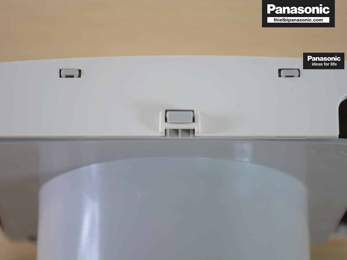 Mặt trên của Quạt thông gió nhà vệ sinh Panasonic FV-15EGF1 6.2W