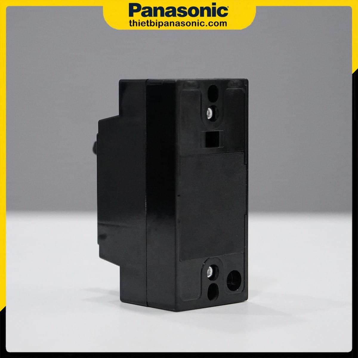 Góc phía sau bên phải của ELB Panasonic BJS3030NA2 30A 30mA 1.5kA
