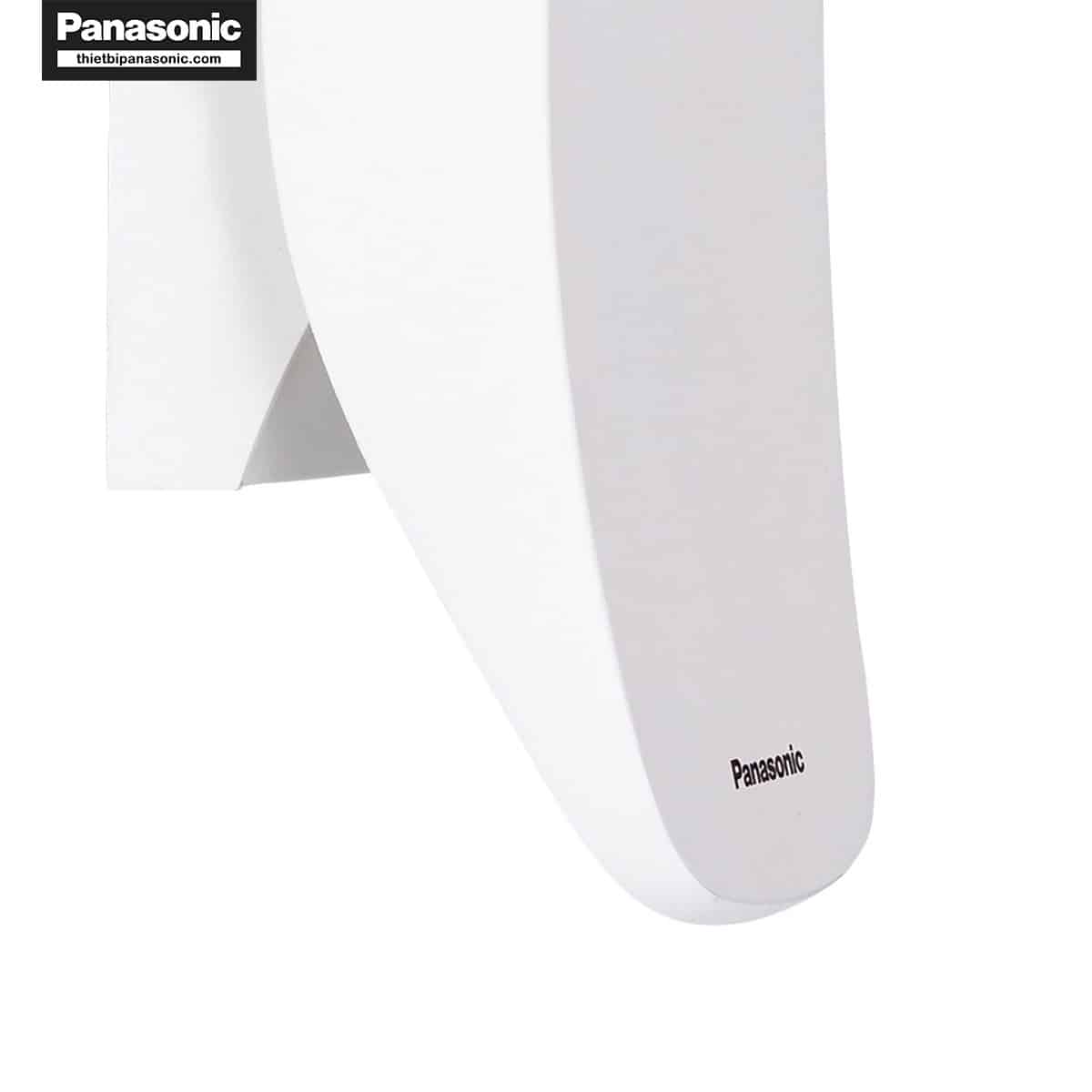 Phần dưới của Đèn gắn tường Panasonic HH‑BW050088