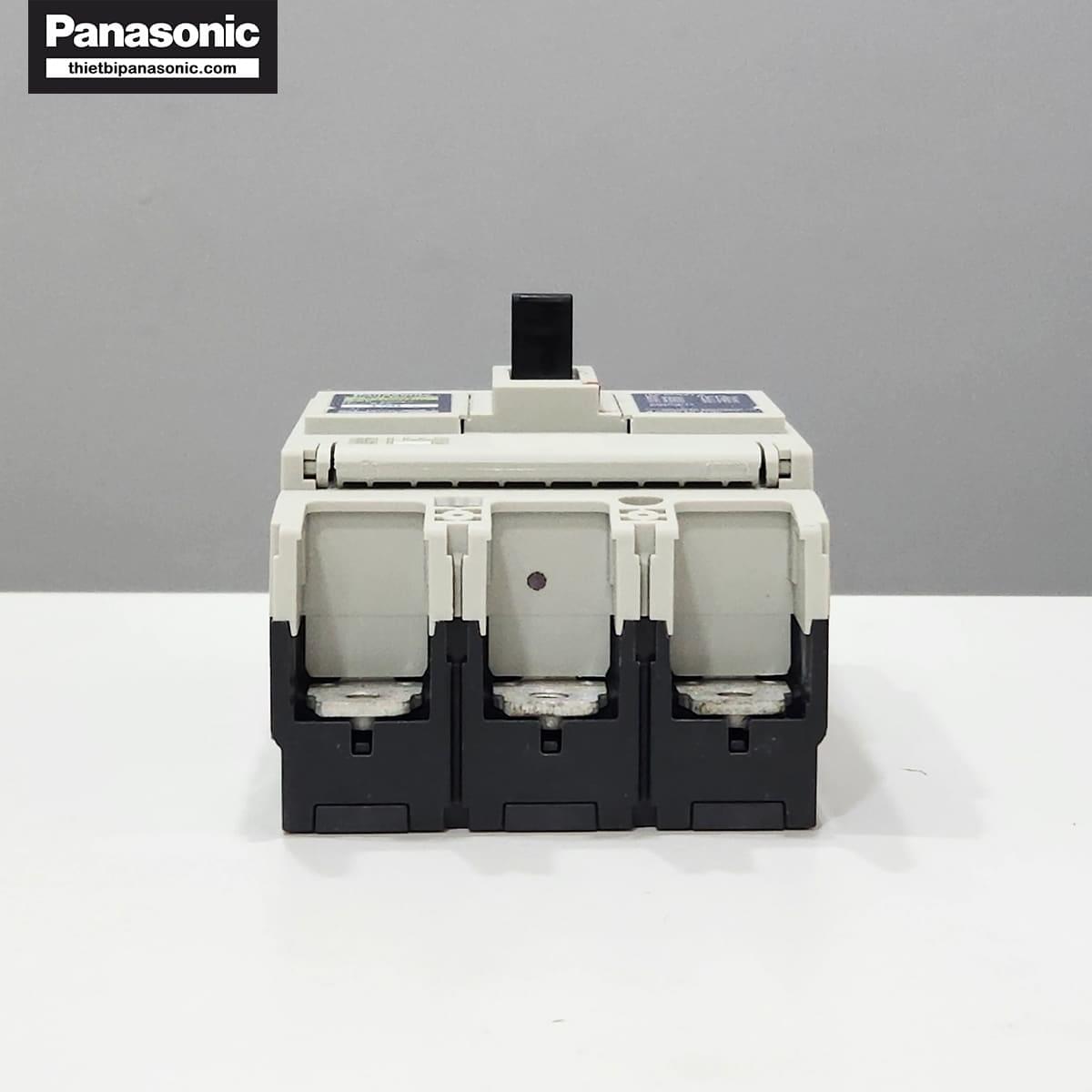 Mặt dưới của CB khối 200A 3 pha Panasonic BBC32001YHV