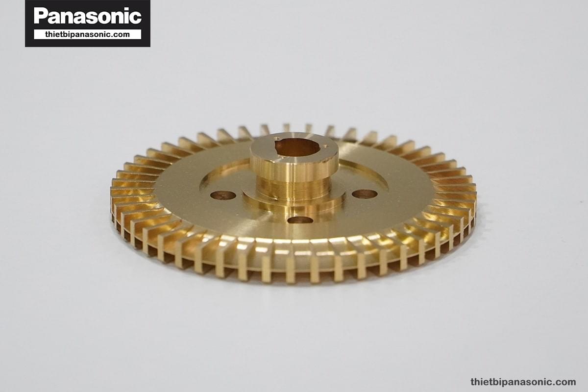 Mặt trước Cánh bơm nước Panasonic 250W