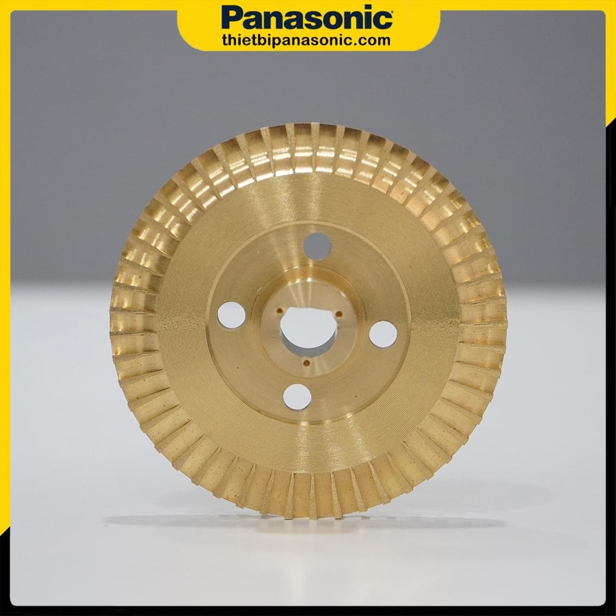 Cánh quạt máy bơm nước Panasonic 250W được làm từ đồng