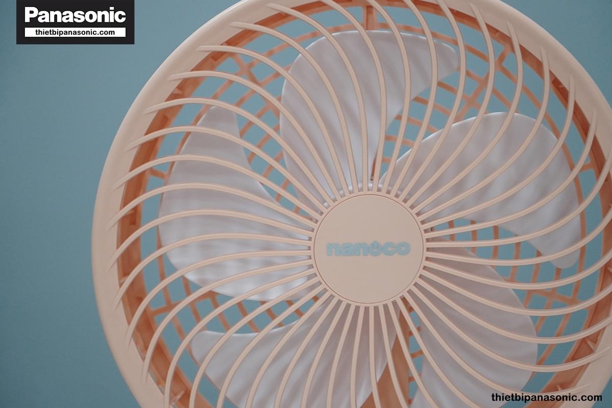 Các chi tiết trên lồng Quạt sạc điện gấp gọn Nanoco NFF1618P được hoàn thiện tinh xảo