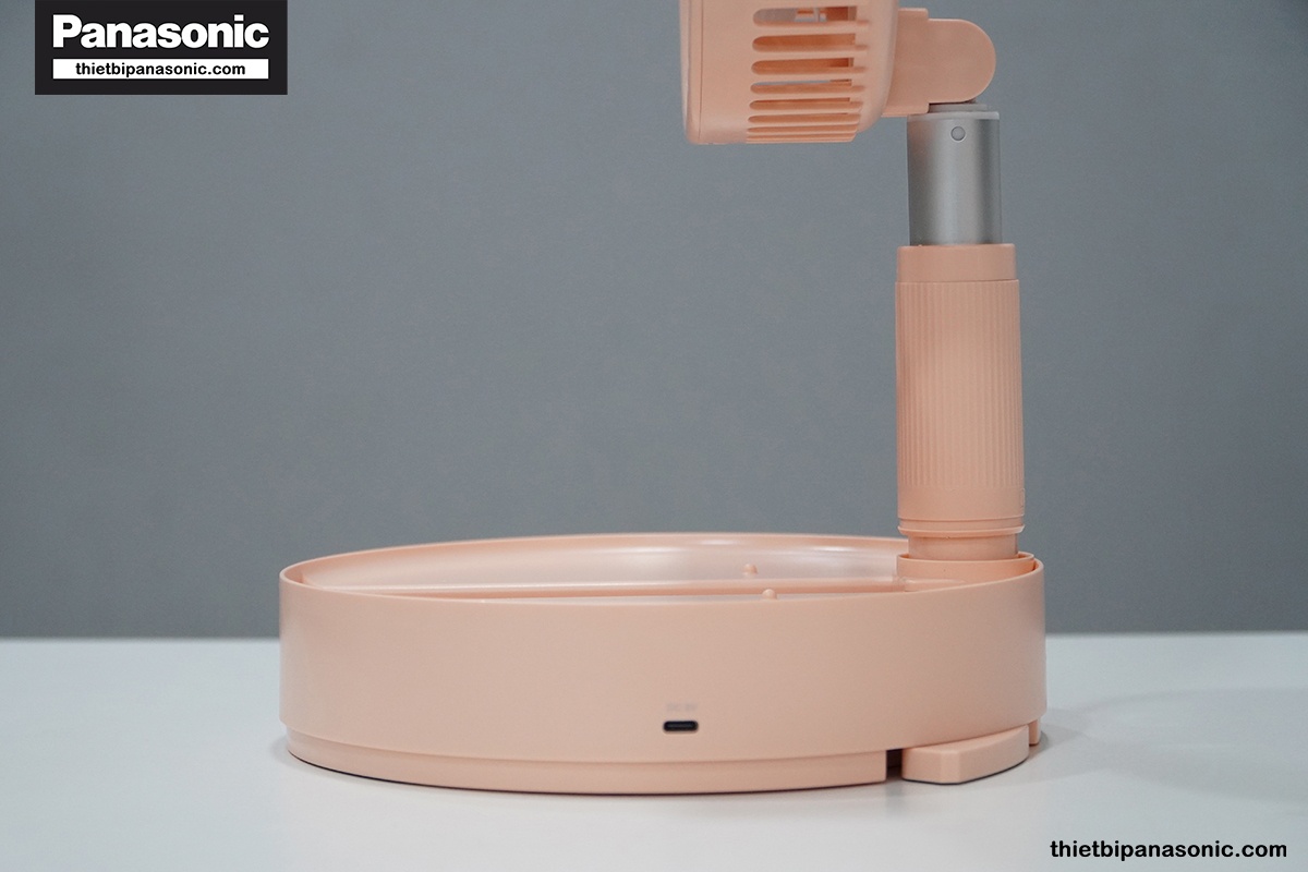 Khu vực sạc cho Quạt sạc điện Nanoco NFF1618P