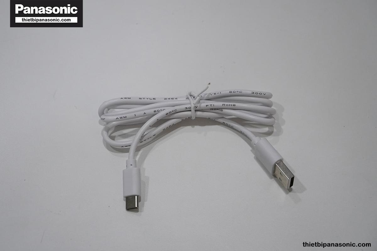 Quạt sạc Nanoco NFF1618P sử dụng cáp sạc USB C phổ biến có thể dùng chung với các loại cáp sạc khác