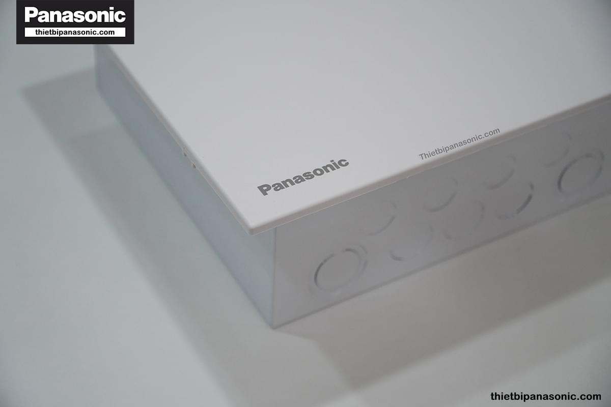 Các góc trên Tủ điện Moderva Panasonic BQDF08W31AV được gia công với độ chính xác cao