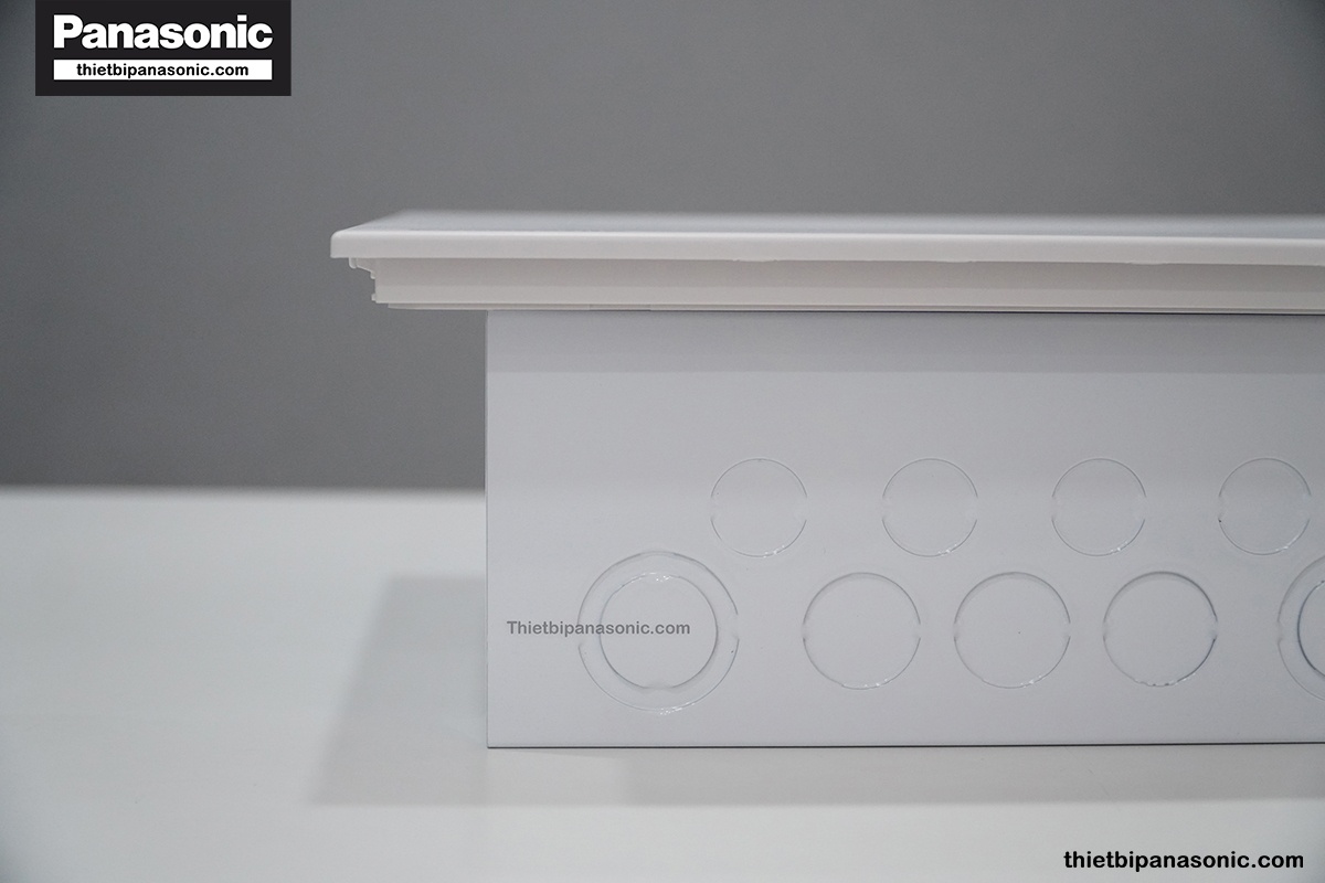 Hình ảnh thực tế của Tủ điện Panasonic Moderva 12 Modules BQDF12W31AV