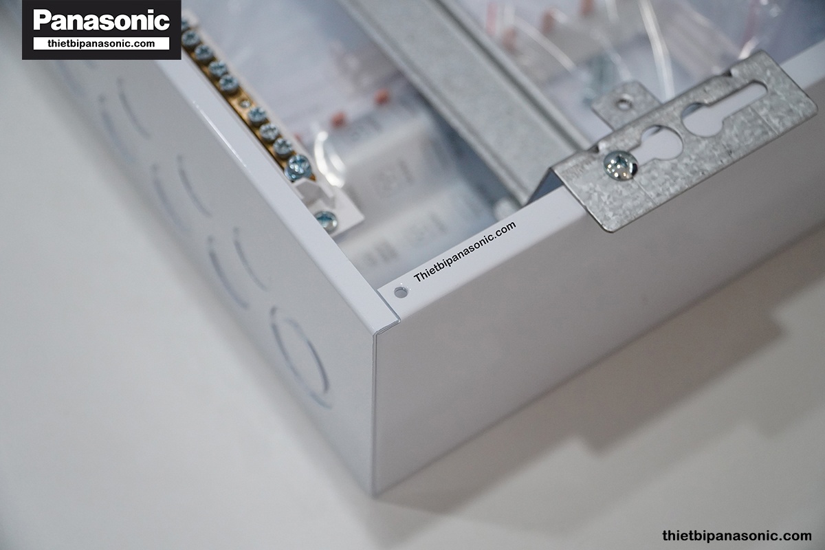 Tủ điện Moderva BQDF16MG31AV có thể lắp được tối đa 16 MCB 1 tép (1P)