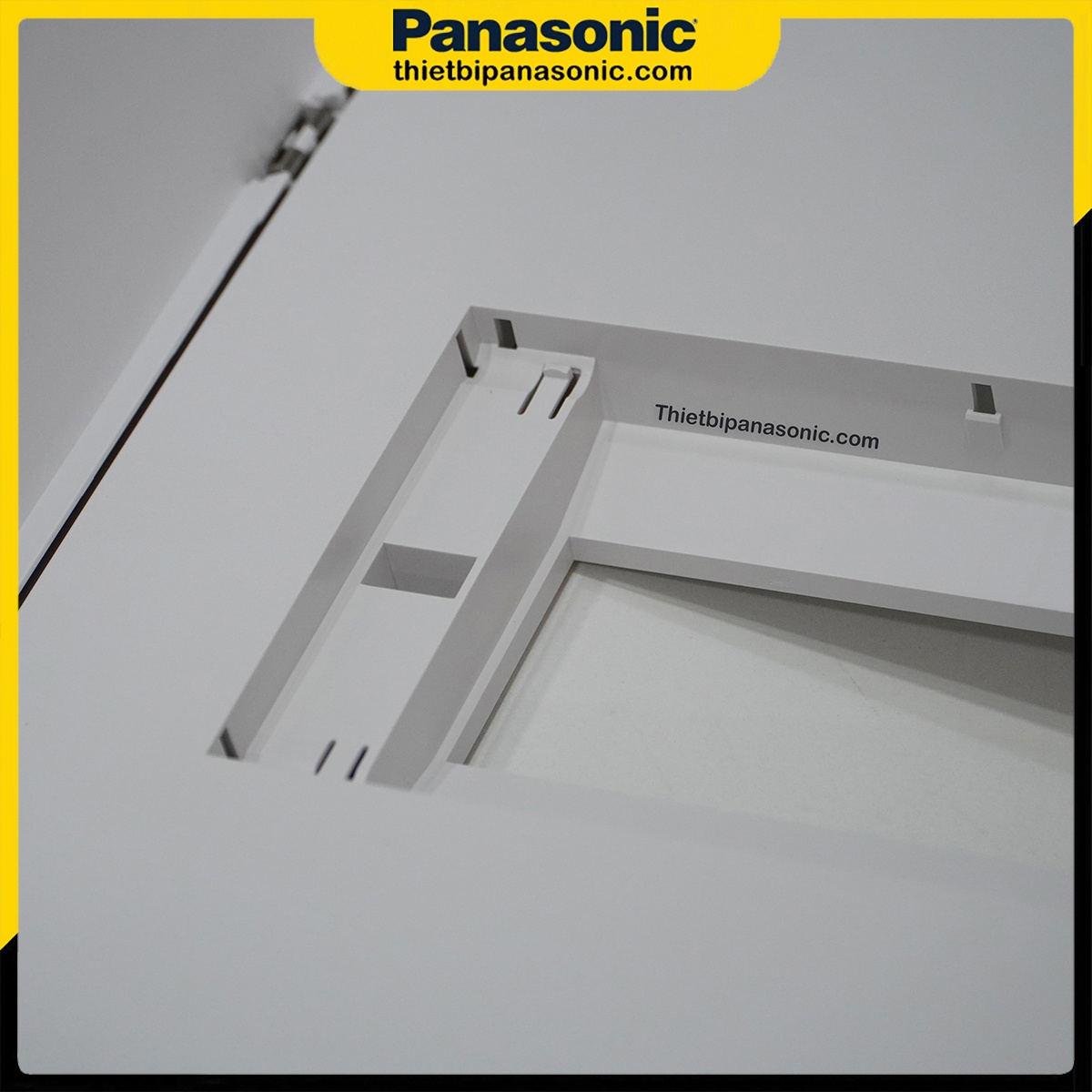 Tủ điện Panasonic Moderva BQDF24MG11AV lắp được tối đa 24 cầu dao dạng thanh DIN