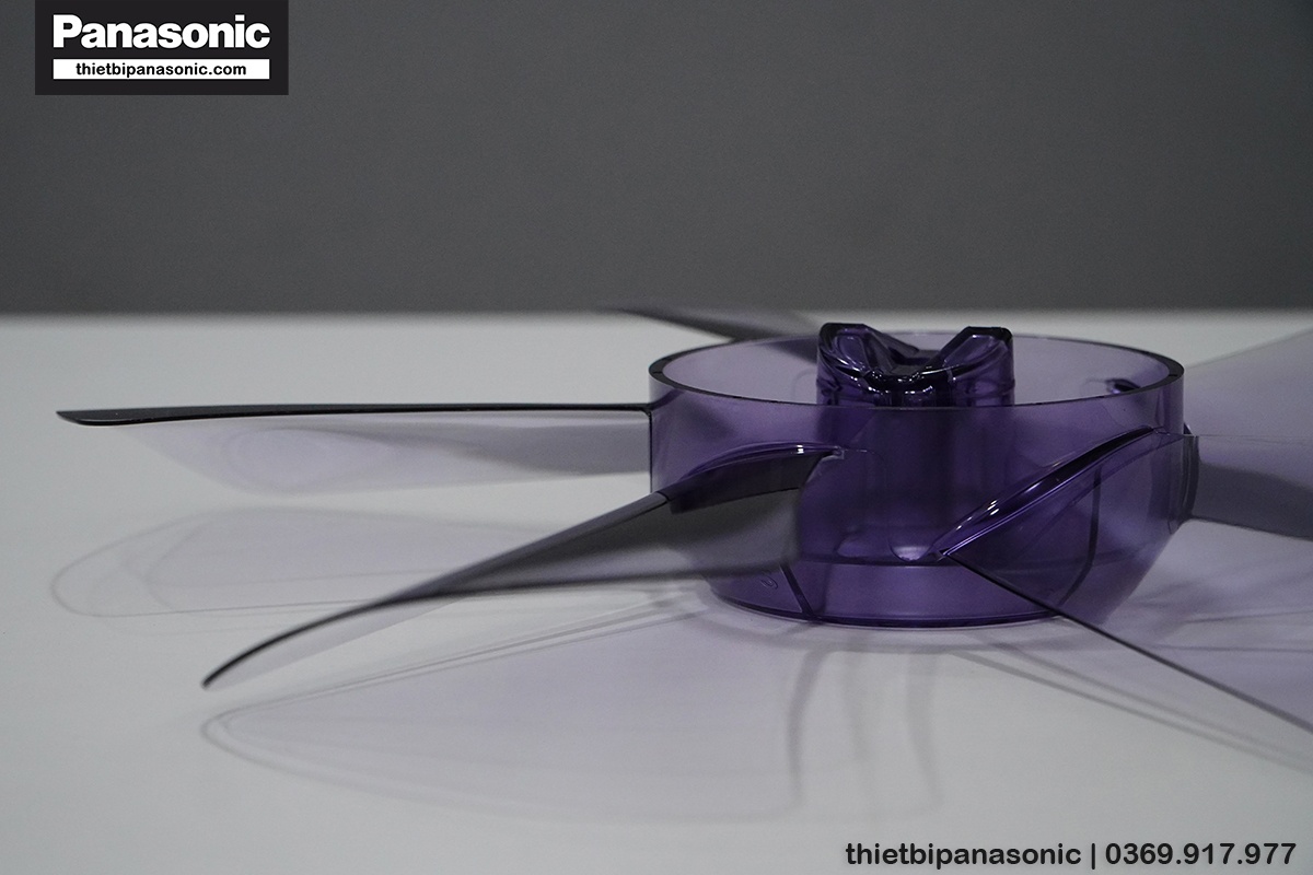 Cánh quạt lửng Panasonic F-307K có đường kính 30cm