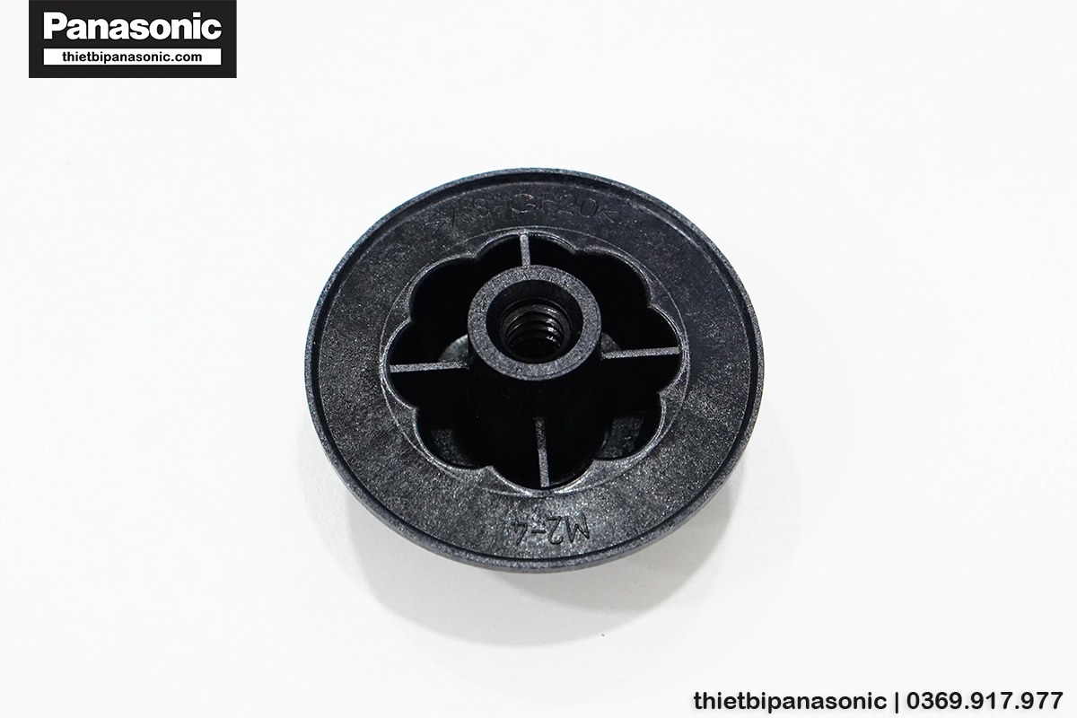 Khóa cánh chính hãng cho quạt treo tường Panasonic F-409M, quạt đứng Panasonic F-409K, quạt bàn Panasonic F-400C được làm từ nhựa cao cấp bền bỉ trong quá trình sử dụng