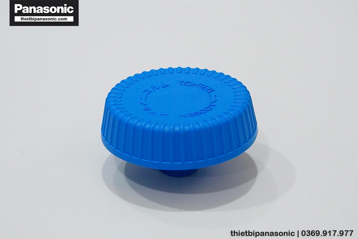 Khóa cánh quạt đứng Panasonic F-407W, quạt treo tường Panasonic F-409U, quạt đảo trần Panasonic F-409Q được làm từ nhựa cao cấp bền bỉ trong quá trình sử dụng